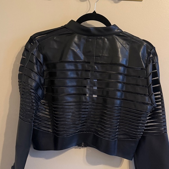 Black Cropped Leather Jacket - Picture 2 of 11